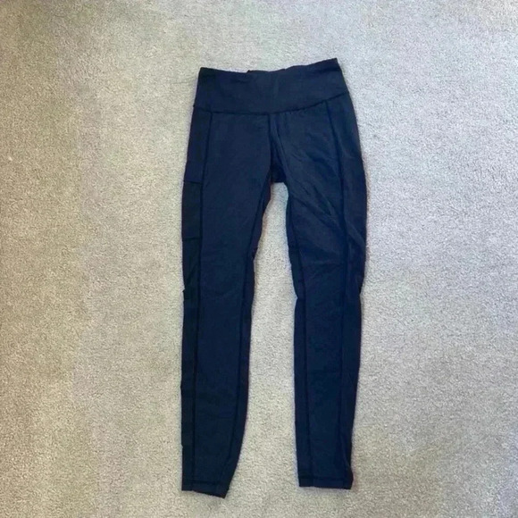 Kuhl black leggings in size small - Picture 1 of 7